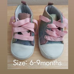 Infant sneakers